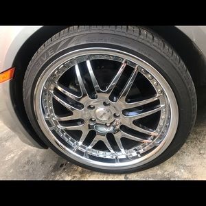 20’ car rims with tires
